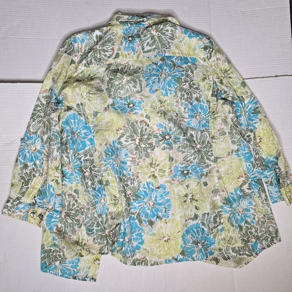 Karen Scott Button Down Blouse - Picture 3 of 3